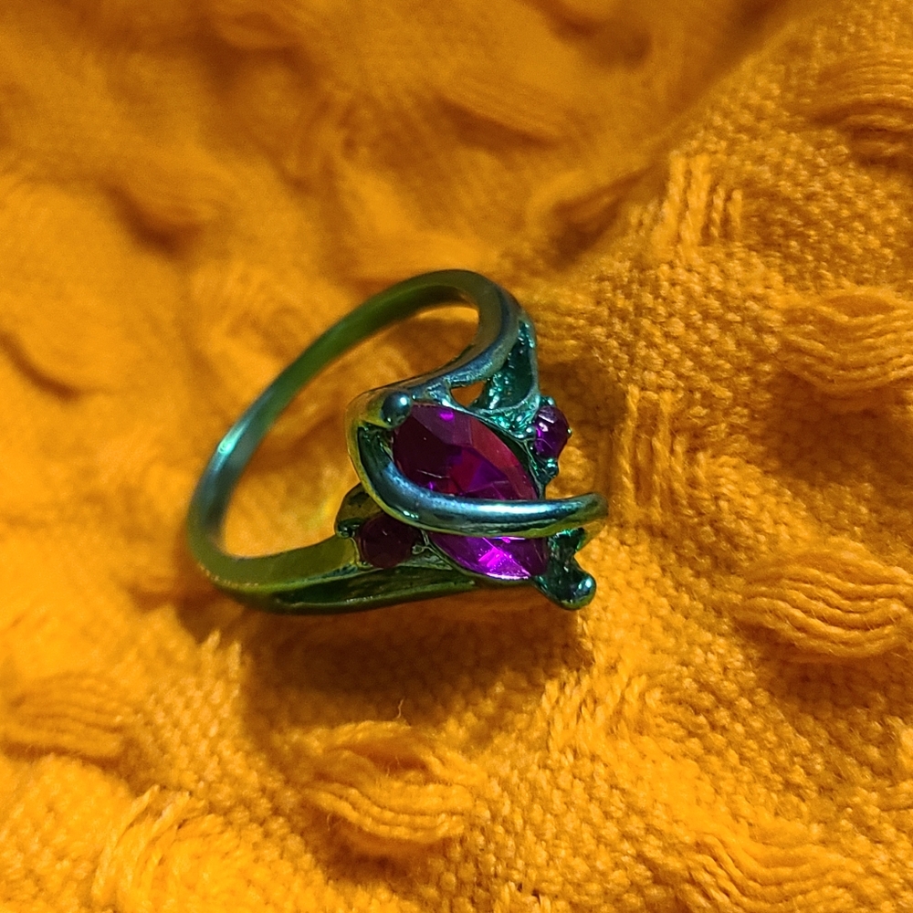 GREEN AND PURPLE GEMSTONE RING WOMEN'S SIZE 8